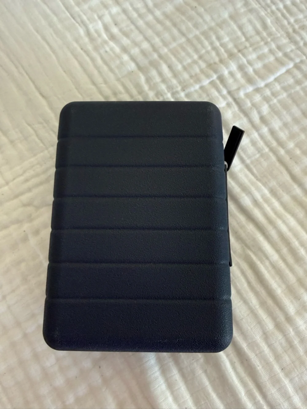 NEW AWAY x Sunday Riley United Polaris Amenities Kit